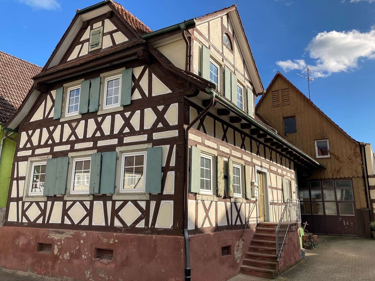 null - Einfamilienhaus in 77948 Friesenheim mit 205m² kaufen