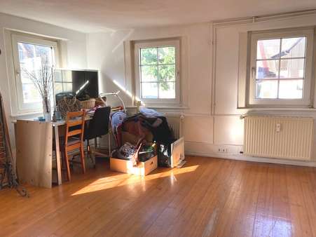 Zimmer im Erdgeschoss - Einfamilienhaus in 77948 Friesenheim mit 205m² kaufen