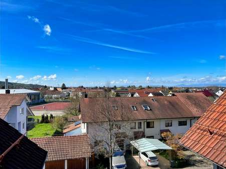 Blick nach Westen - Maisonette-Wohnung in 77948 Friesenheim mit 127m² kaufen