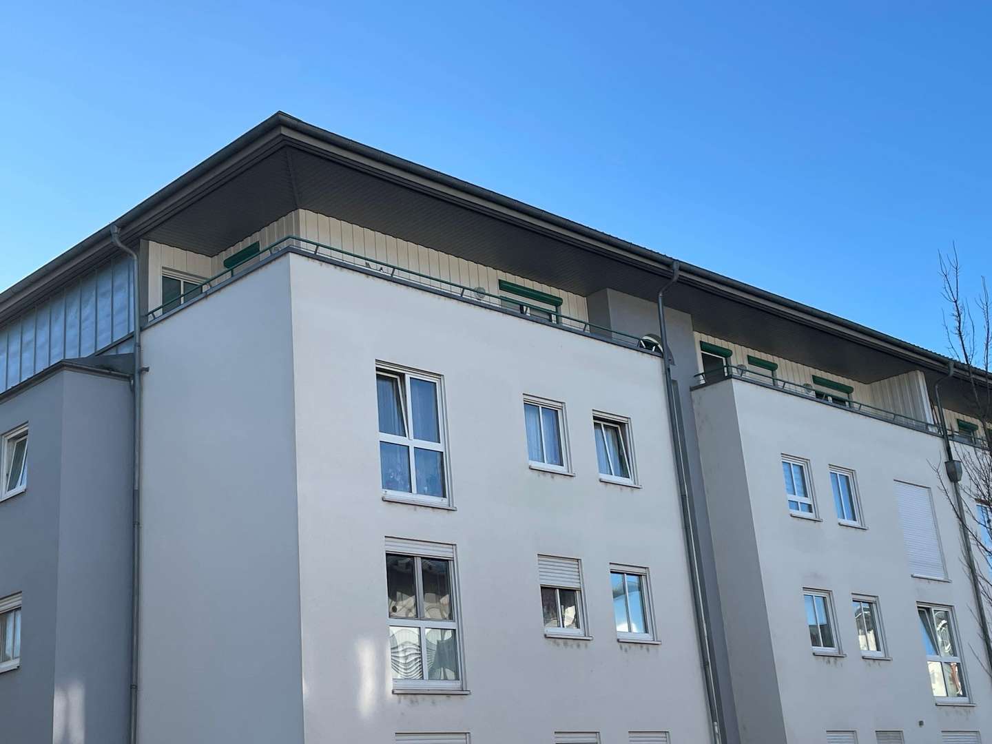 Außenansicht - Dachgeschosswohnung in 77656 Offenburg mit 100m² kaufen