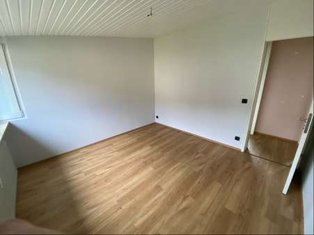 Schlafzimmer - Etagenwohnung in 77736 Zell mit 96m² kaufen