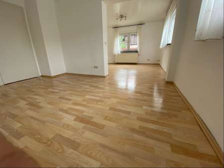 Wohn-/Essbereich EG - Mehrfamilienhaus in 77694 Kehl mit 190m² kaufen