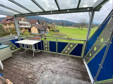 Charmante Wohnung mit großzügigem Balkon; Blick ins Grüne