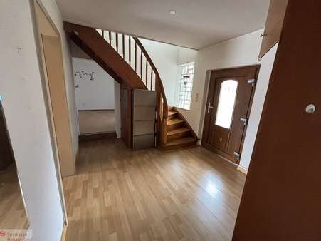 Flur Flur - Einfamilienhaus in 77694 Kehl mit 138m² kaufen
