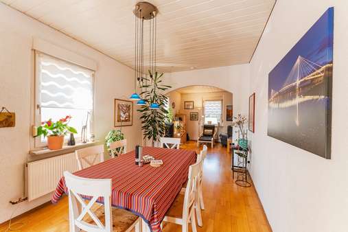 Esszimmer EG Esszimmer EG - Zweifamilienhaus in 77694 Kehl mit 225m² kaufen