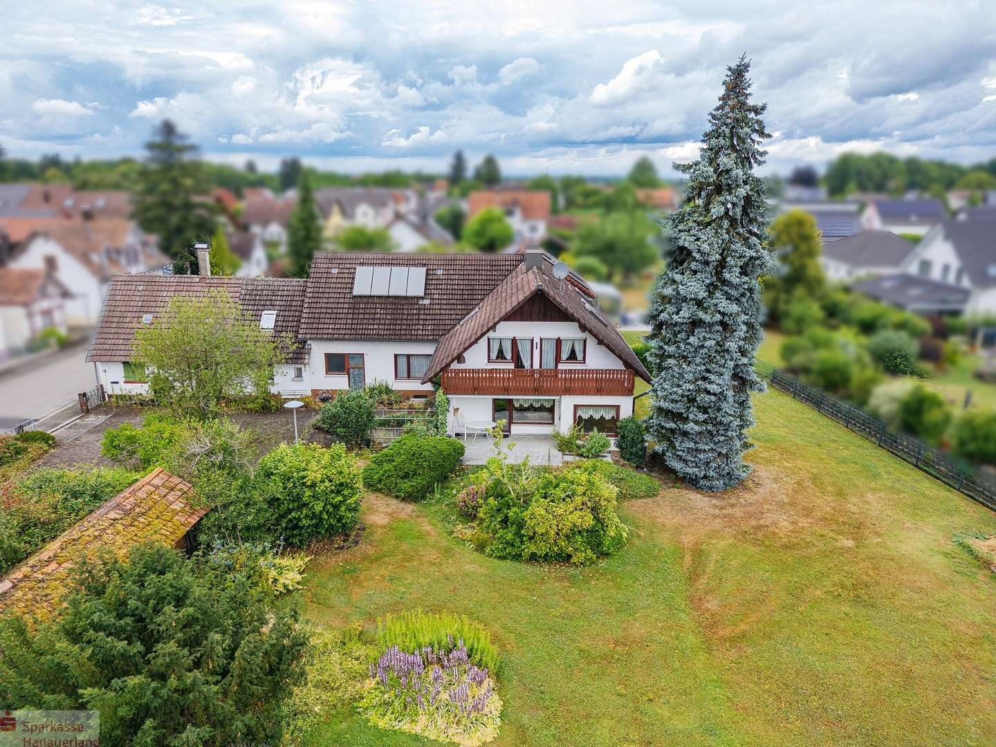 Außenbild Außenbild - Einfamilienhaus in 77866 Rheinau mit 258m² kaufen