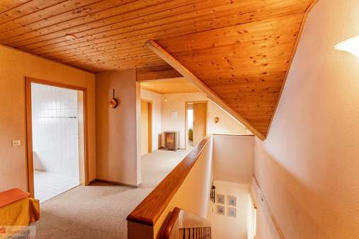 Flur Dachgeschoss Flur Dachgeschoss - Einfamilienhaus in 77866 Rheinau mit 258m² kaufen