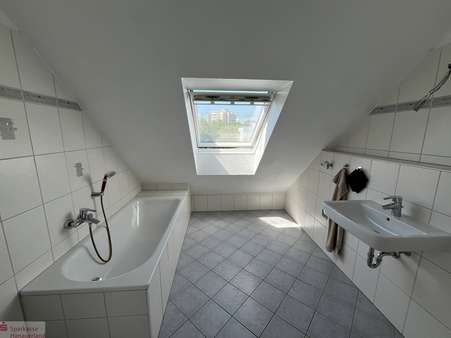 Badezimmer OG - Maisonette-Wohnung in 77694 Kehl mit 85m² kaufen
