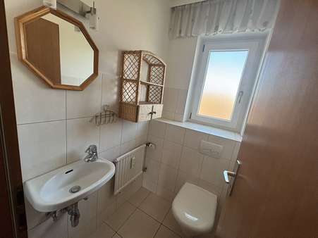 separates Gäste-WC separates Gäste-WC - Etagenwohnung in 77694 Kehl mit 77m² kaufen