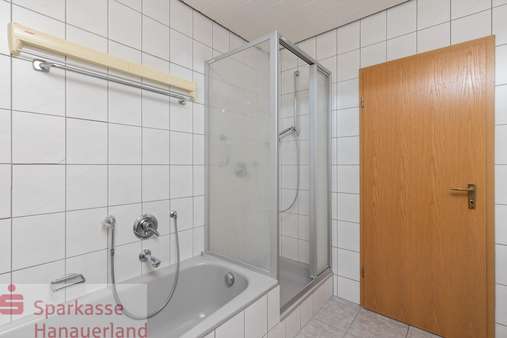 Bad im OG - Maisonette-Wohnung in 77694 Kehl mit 162m² kaufen