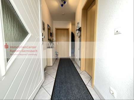 Flur - Doppelhaushälfte in 76571 Gaggenau mit 169m² kaufen