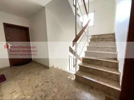 Hell und Freundlich - 1 -Zimmer-Wohnung in guter Lage !