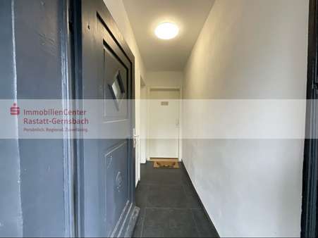 Eingangsflur Eingangsflur - Galerie in 77815 Bühl mit 96m² kaufen