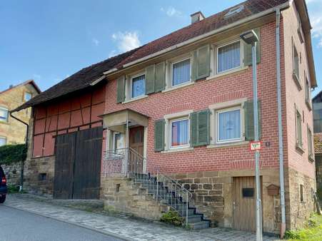 Wohnhaus mit Scheune - Einfamilienhaus in 75248 Ölbronn-Dürrn mit 84m² kaufen