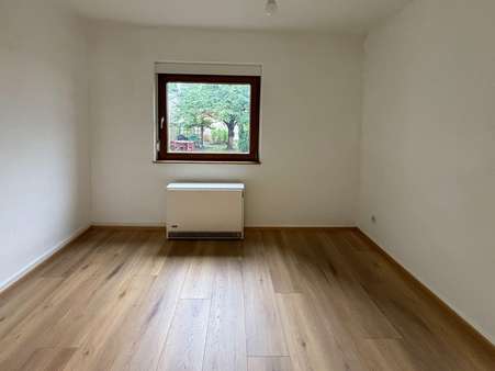 Schlafzimmer EG - Mehrfamilienhaus in 75175 Pforzheim mit 234m² kaufen