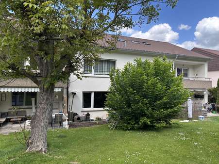 Hausansicht Garten - Mehrfamilienhaus in 75217 Birkenfeld mit 578m² kaufen