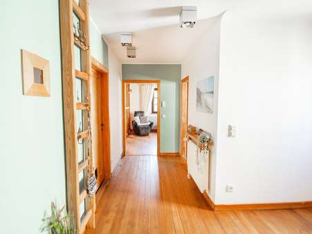 Herzlich Willkommen! - Einfamilienhaus in 75334 Straubenhardt mit 127m² kaufen