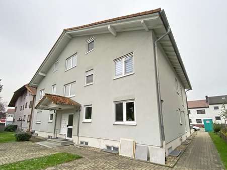 gepflegte Anlage - Etagenwohnung in 75038 Oberderdingen mit 83m² kaufen