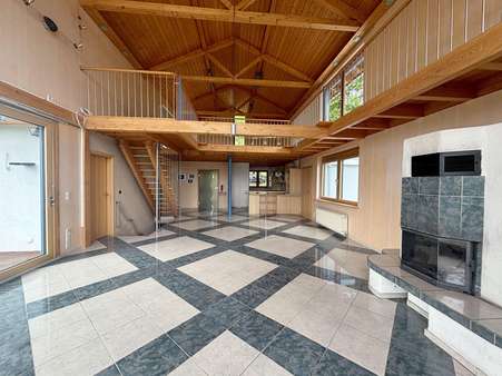 Wohn- und Essbereich - Einfamilienhaus in 75177 Pforzheim mit 323m² kaufen