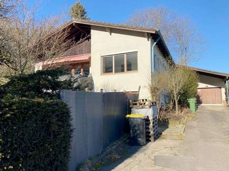 Hausansicht Hausansicht - Einfamilienhaus in 75323 Bad Wildbad mit 178m² kaufen