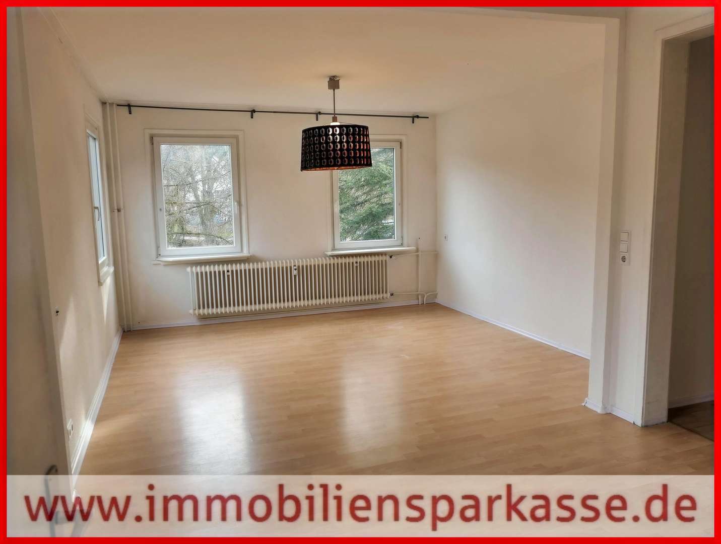 Wohnzimmer - Etagenwohnung in 75328 Schömberg mit 118m² kaufen