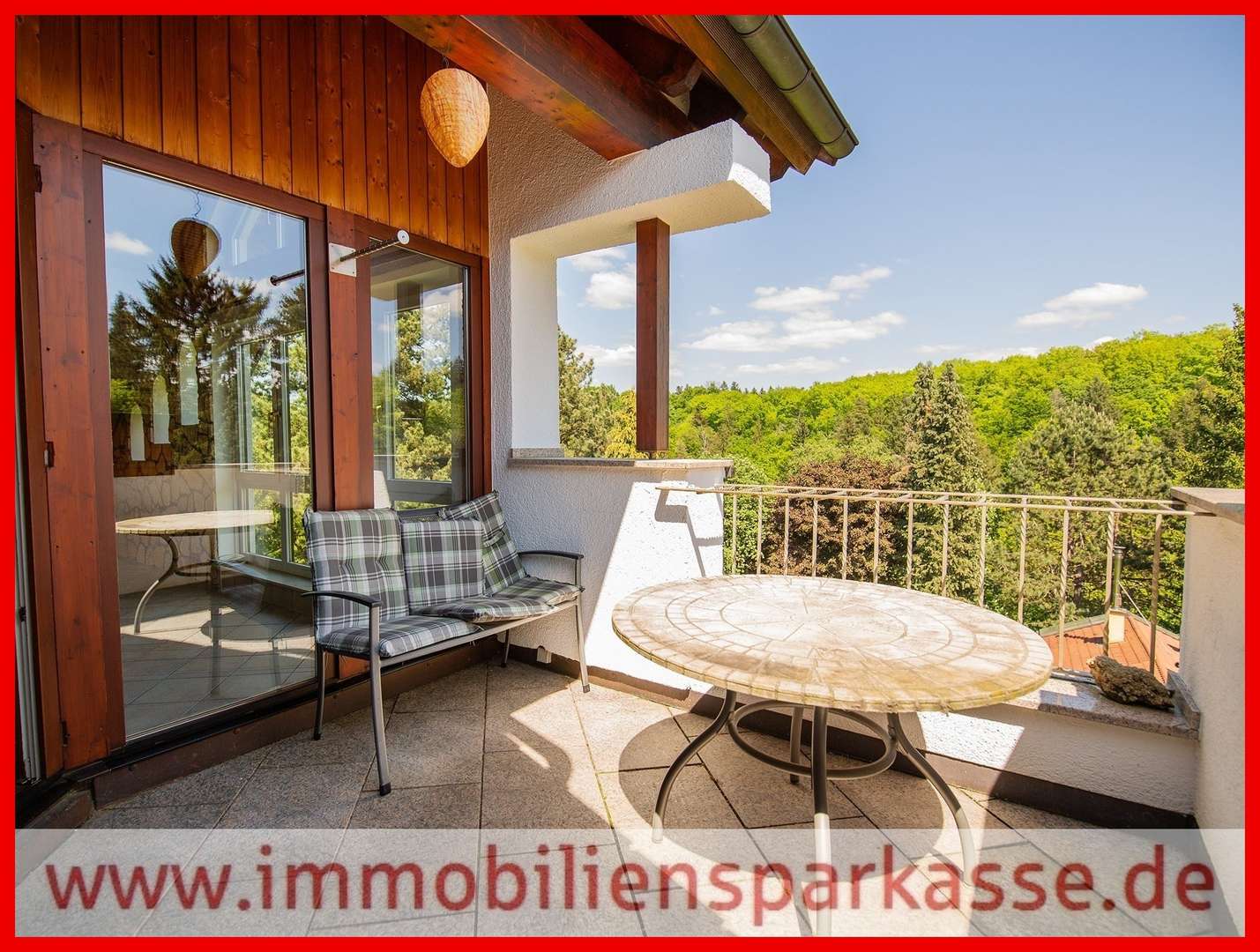 Dachbalkon mit Aussicht - Dachgeschosswohnung in 75181 Pforzheim mit 130m² kaufen