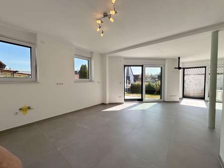 EG - Essbereich - Doppelhaushälfte in 75417 Mühlacker mit 128m² kaufen
