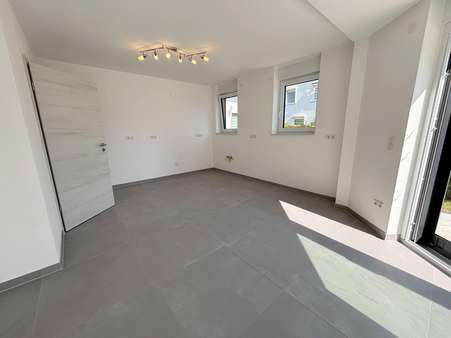 EG - offene Küche - Doppelhaushälfte in 75417 Mühlacker mit 128m² kaufen