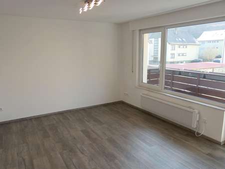 Wohnzimmer... - Etagenwohnung in 75323 Bad Wildbad mit 62m² kaufen
