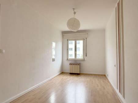 Schlafzimmer - Etagenwohnung in 75177 Pforzheim mit 71m² kaufen