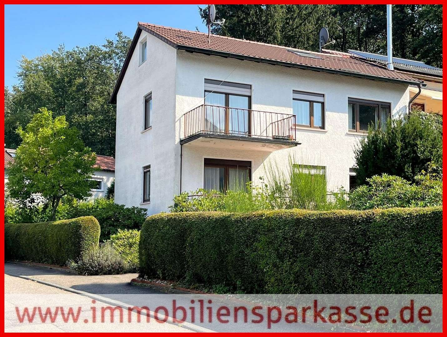 Seiten-/Straßenansicht Seiten-/Straßenansicht - Zweifamilienhaus in 75175 Pforzheim mit 113m² kaufen