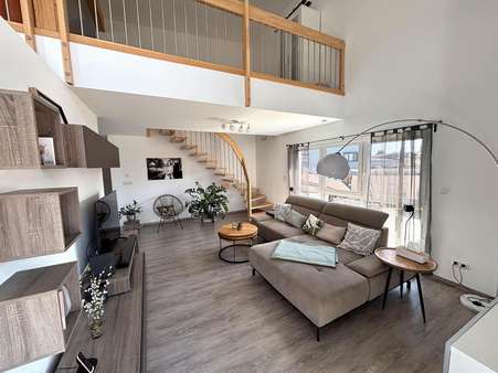 Wohnbereich im OG - Zweifamilienhaus in 75177 Pforzheim, Nordstadt mit 295m² kaufen