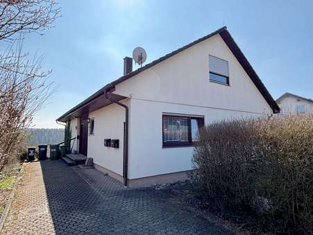 Herzlich willkommen! - Einfamilienhaus in 72213 Altensteig mit 198m² kaufen