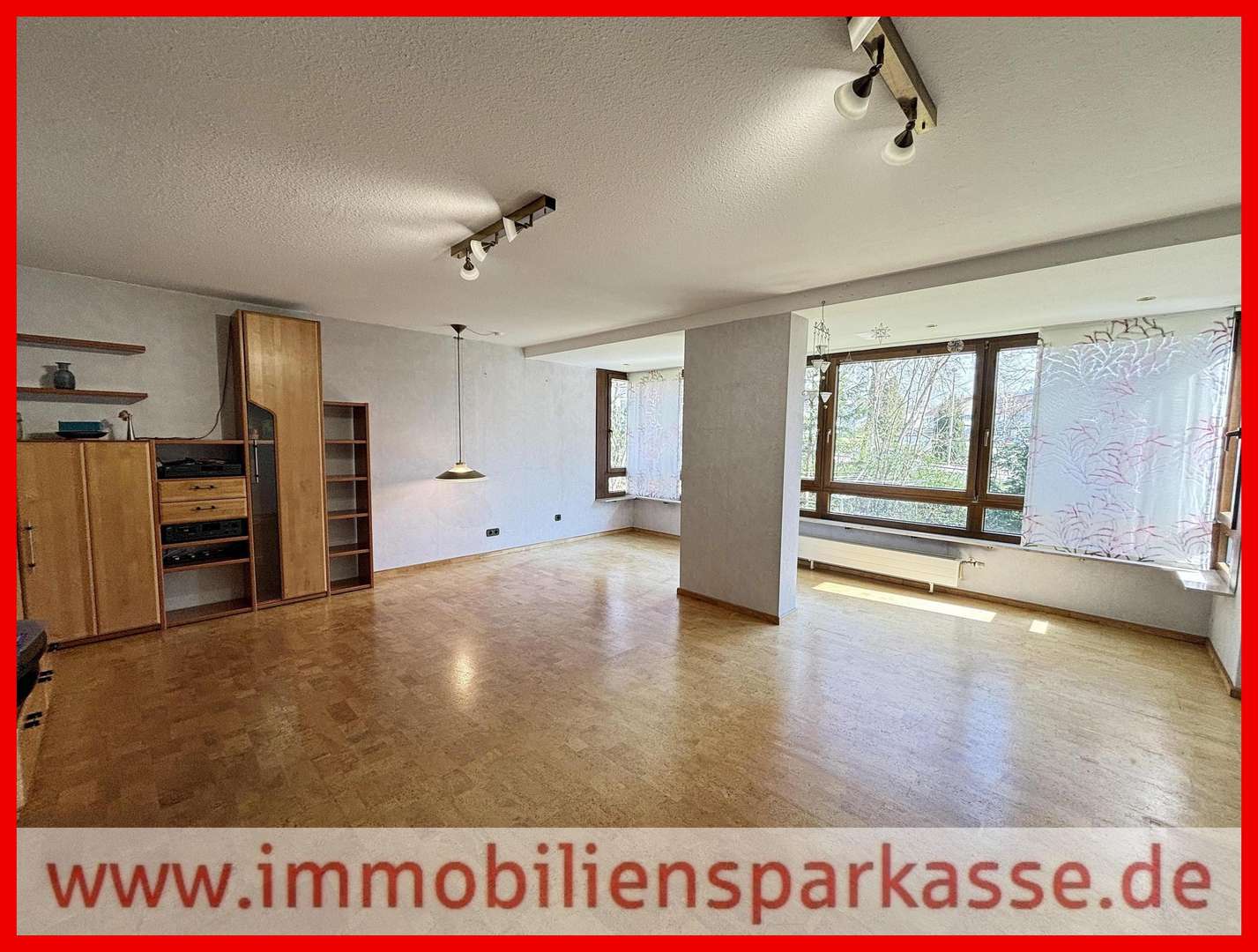 riesiges Wohnzimmer riesiges Wohnzimmer - Etagenwohnung in 75365 Calw mit 154m² kaufen
