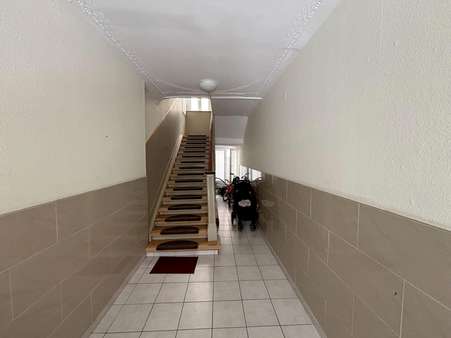 Eingangsbereich - Mehrfamilienhaus in 75323 Bad Wildbad mit 356m² kaufen