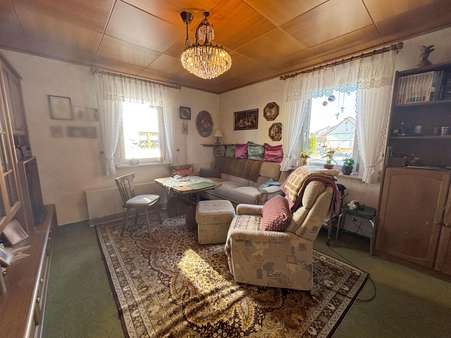 Wohnzimmer - Einfamilienhaus in 75378 Bad Liebenzell mit 90m² kaufen