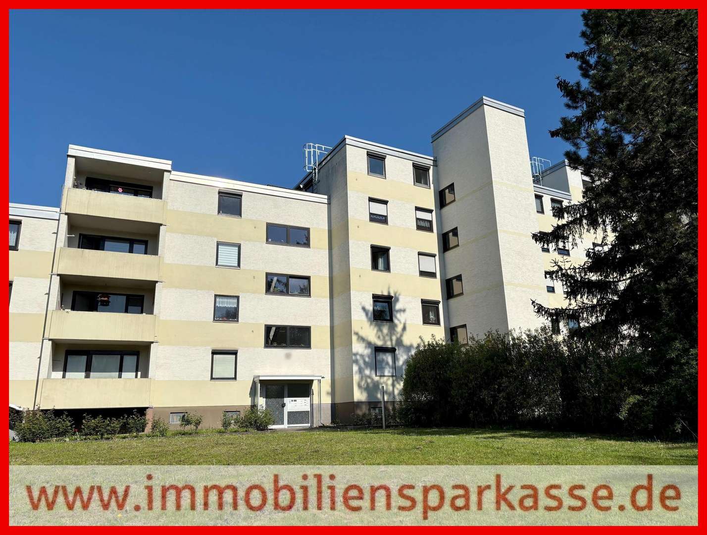 Hausansicht - Dachgeschosswohnung in 75365 Calw mit 80m² kaufen