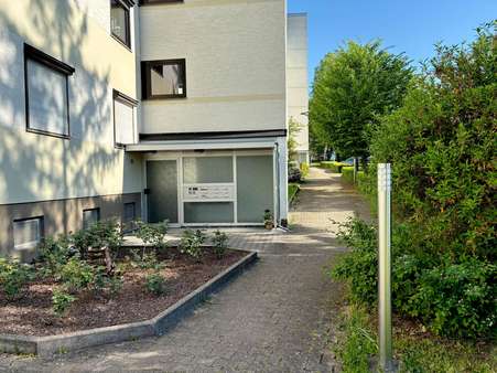 Zugang/Eingang - Dachgeschosswohnung in 75365 Calw mit 80m² kaufen