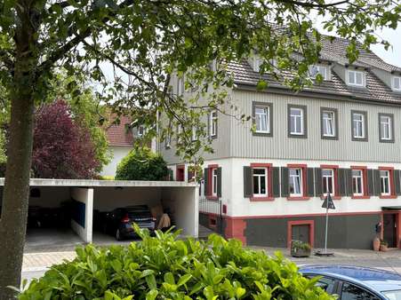 Wohnen mit Charme - Doppelhaushälfte in 75233 Tiefenbronn mit 251m² kaufen