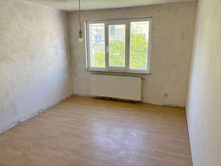 Schlafzimmer Schlafzimmer - Etagenwohnung in 75177 Pforzheim, Nordstadt mit 46m² kaufen
