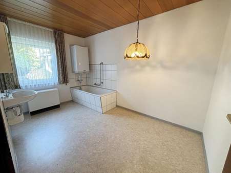 Bad im EG Bad im EG - Doppelhaushälfte in 75417 Mühlacker mit 107m² kaufen