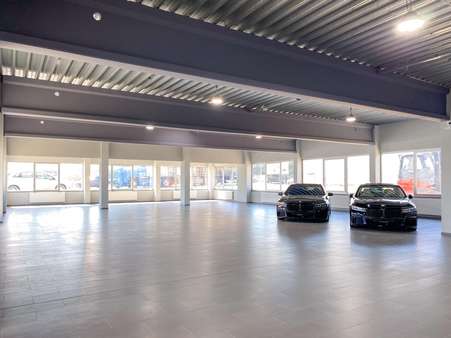 Halle - Halle in 75446 Wiernsheim mit 1682m² kaufen