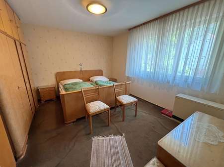 Schlafzimmer im 1.OG Schlafzimmer im 1.OG - Einfamilienhaus in 75223 Niefern-Öschelbronn mit 157m² kaufen