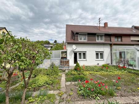 Garten - Doppelhaushälfte in 75417 Mühlacker, Enzberg mit 127m² kaufen