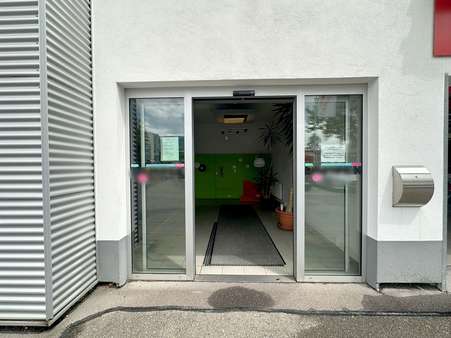 Kundenzugang - Verbrauchermarkt in 75179 Pforzheim mit 882m² mieten