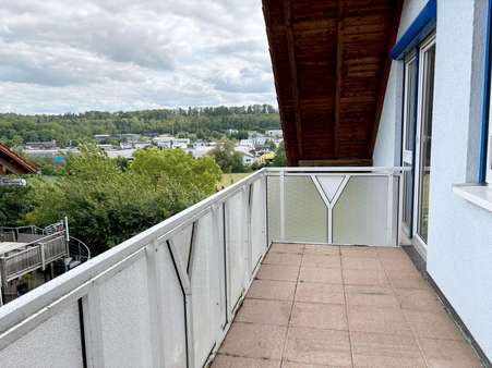 Balkon Balkon - Dachgeschosswohnung in 75433 Maulbronn mit 73m² kaufen