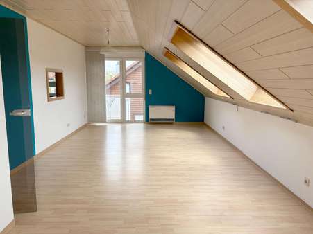 Wohn- und... Wohn- und... - Dachgeschosswohnung in 75433 Maulbronn mit 73m² kaufen