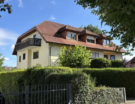 Tolle Dachgeschosswohnung im Rodgebiet!