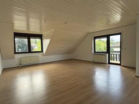 Wohn-Essbereich mit Zugang ... - Dachgeschosswohnung in 75173 Pforzheim mit 59m² kaufen