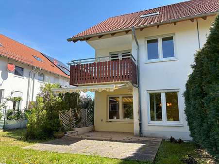Balkon und Terrasse - Doppelhaushälfte in 75181 Pforzheim mit 140m² kaufen